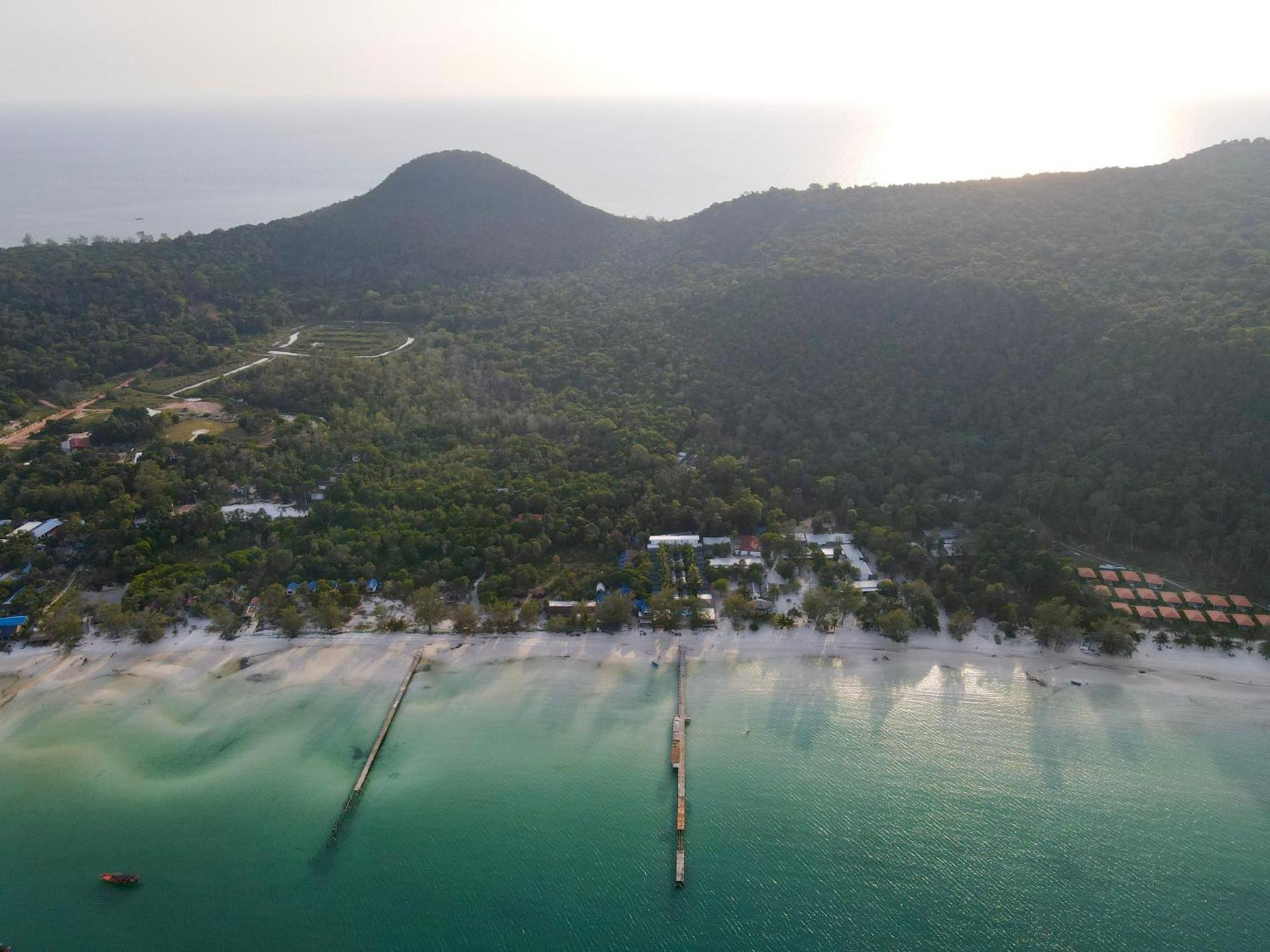 Eden Beach Resort Koh Rong Sanloem Exterior foto